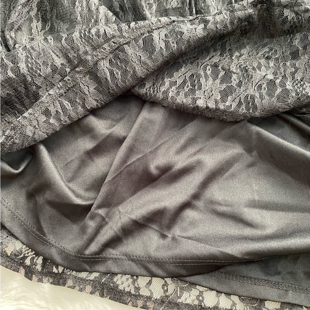 LAUREN CONRAD MATERNITY Black Lace Open-Shoulder Top NWT | Size XL - Picture 13 of 14